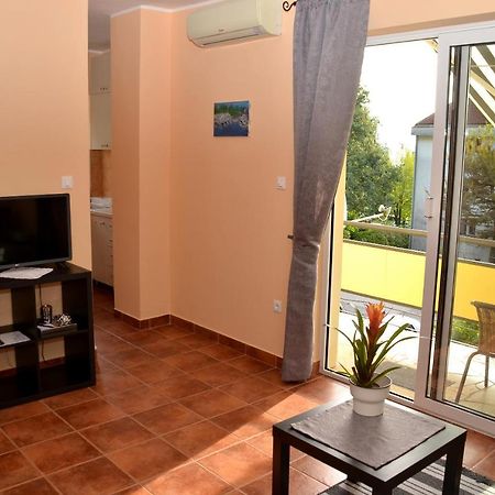 Apartment Renata Lovran Bagian luar foto