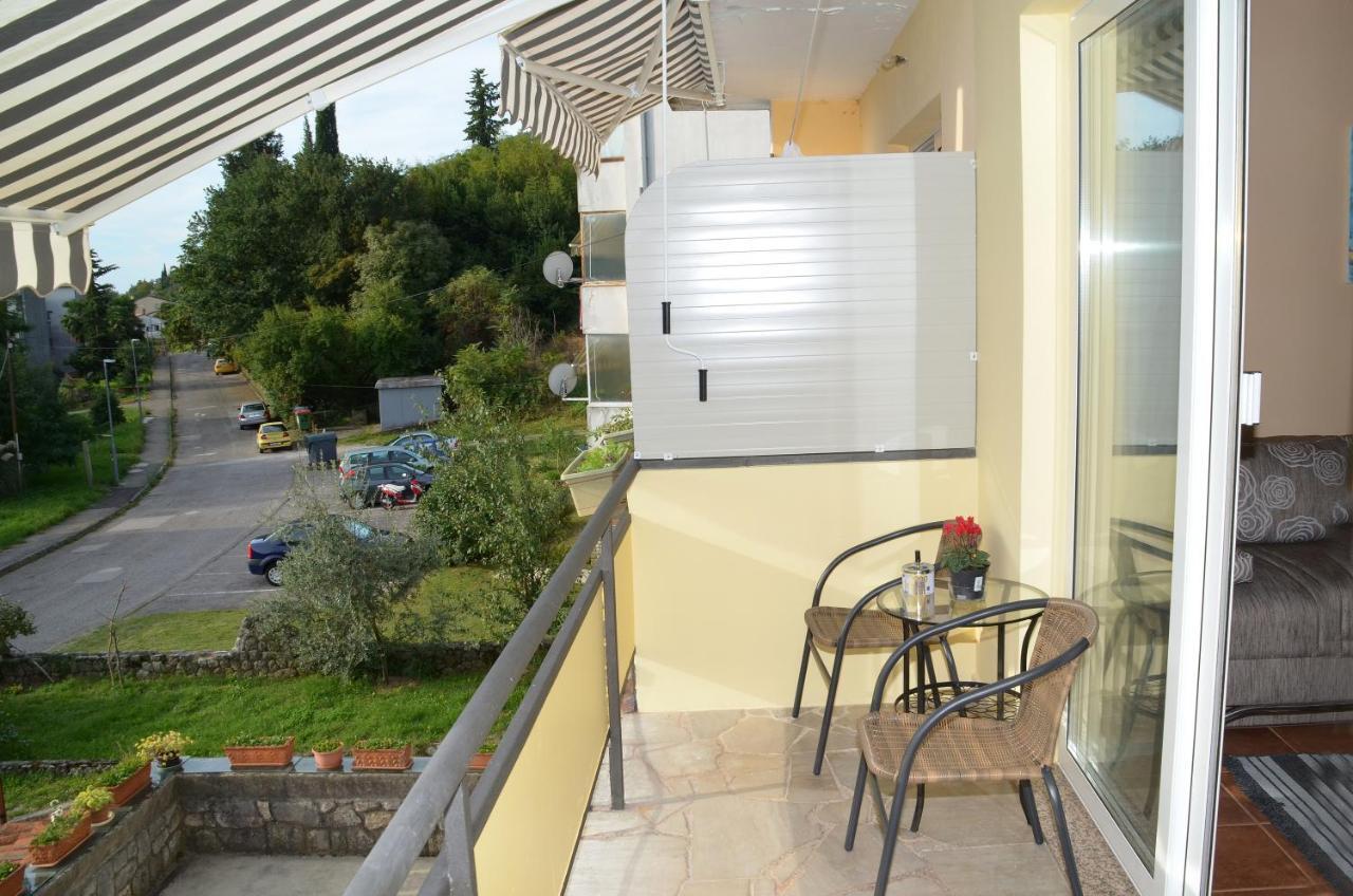 Apartment Renata Lovran Bagian luar foto
